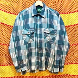 Vintage green and cream flannel